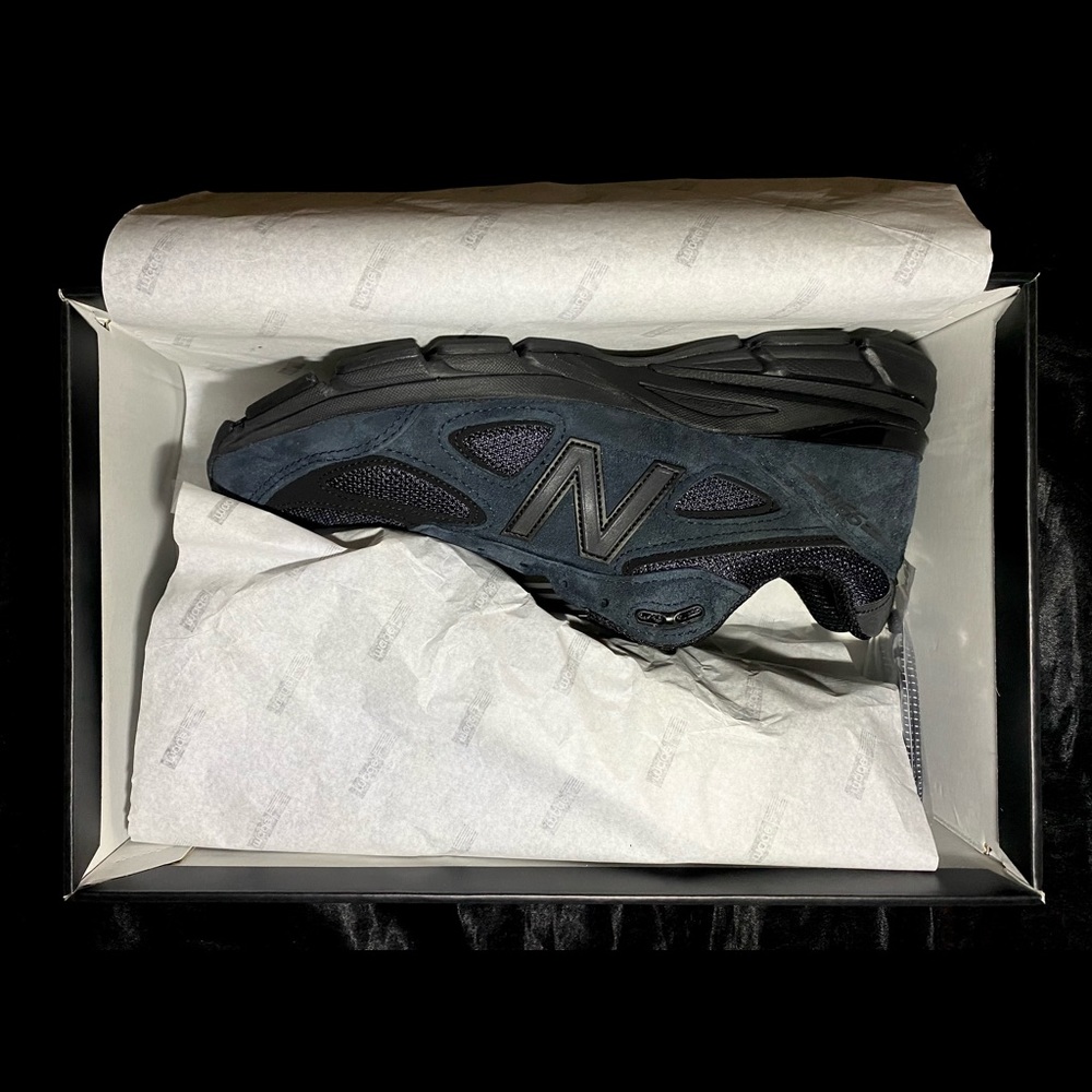 JJJJound x New Balance 990V4